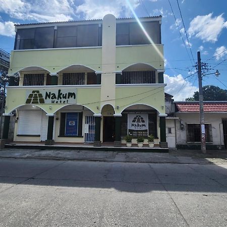 Nakum Hotel Флорес Экстерьер фото
