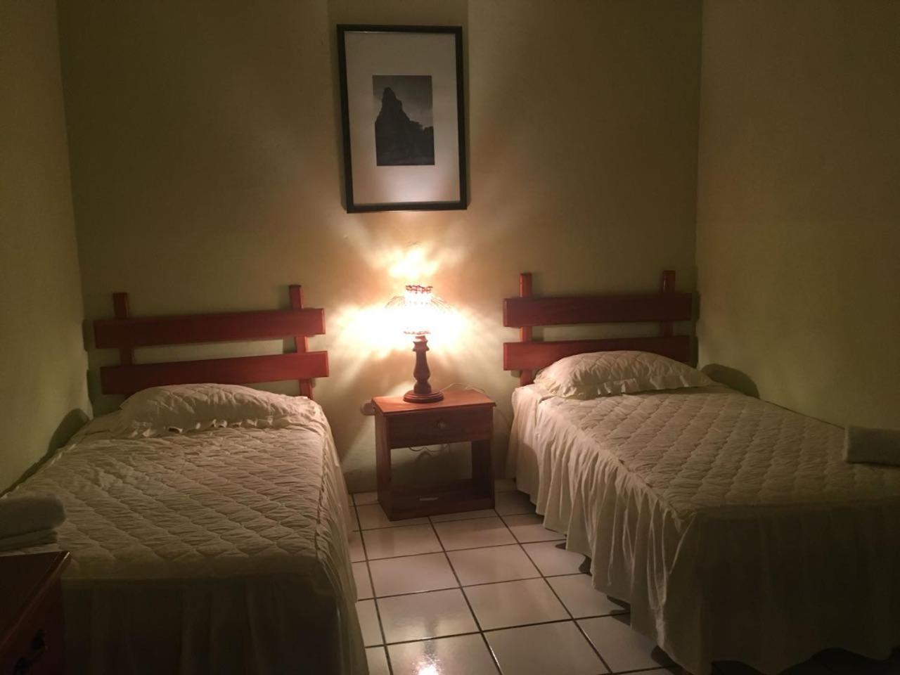 Nakum Hotel Флорес Экстерьер фото