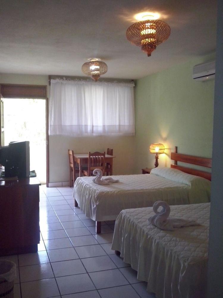 Nakum Hotel Флорес Экстерьер фото