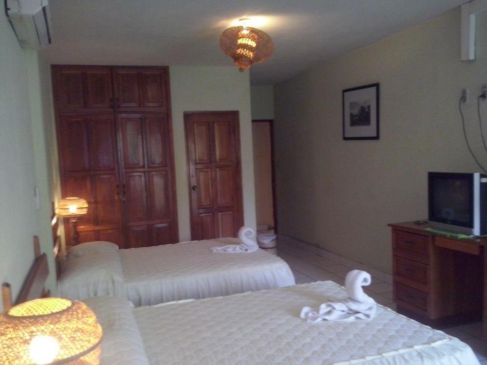 Nakum Hotel Флорес Экстерьер фото